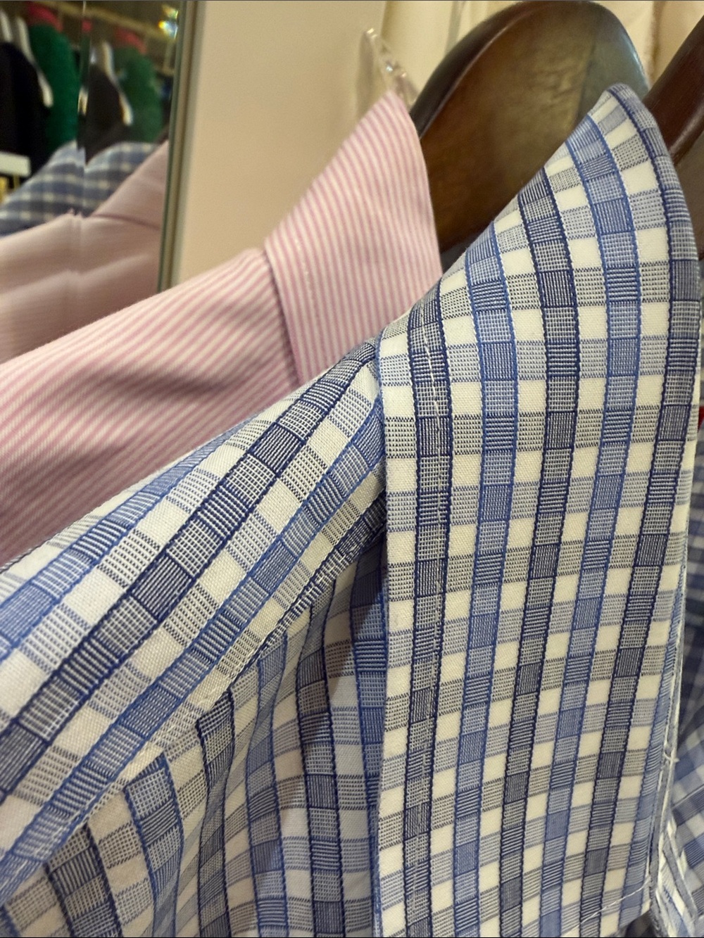 LOT of 2 unTuckit Men's Button Dress Shirts- Classic Button-Up